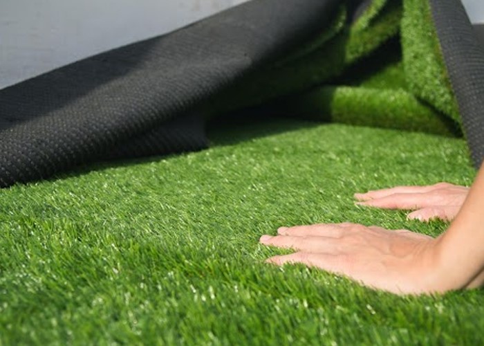 How to Choose the Best Artificial Turf Installer for a Lush, Low-Maintenance Lawn