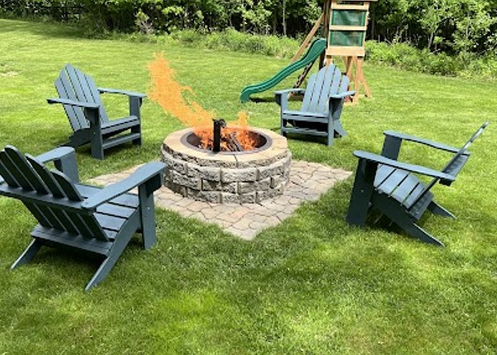 Fire Pit Installation Service: Create a Cozy Outdoor Space for Every Season